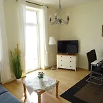 Fuerstenhof Beagle Апартаменты Засниц